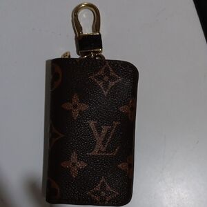 Louis Vuitton Leather Key & Card Holder Signature Discount Ship Like New
